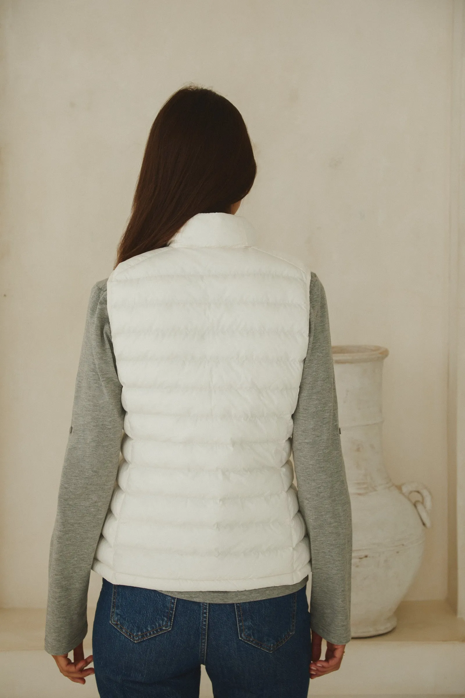 Glacial Gilet (Chest Lotus Embroidery)