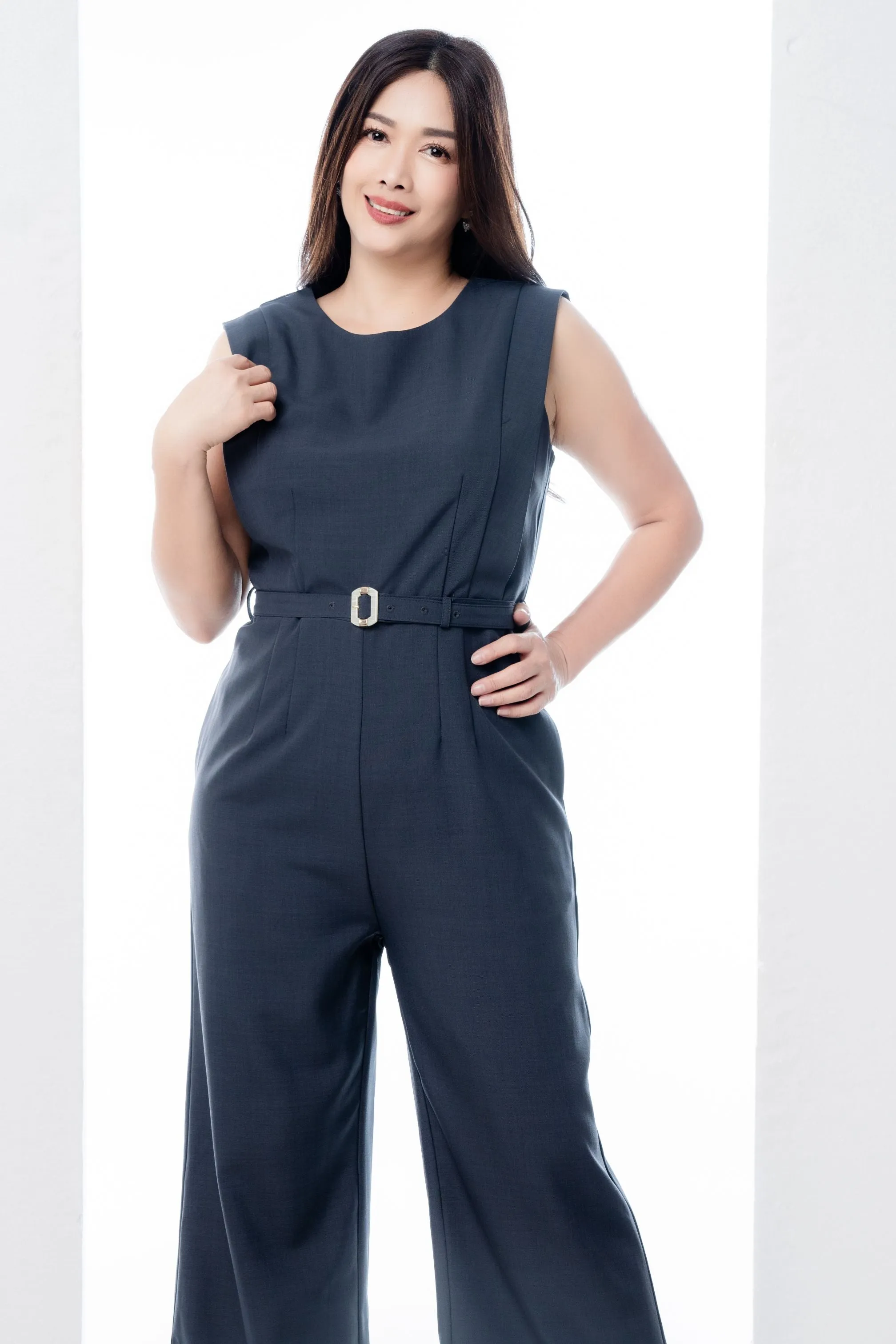 Sleeveless Fold Pleated Jumpsuit With Belt